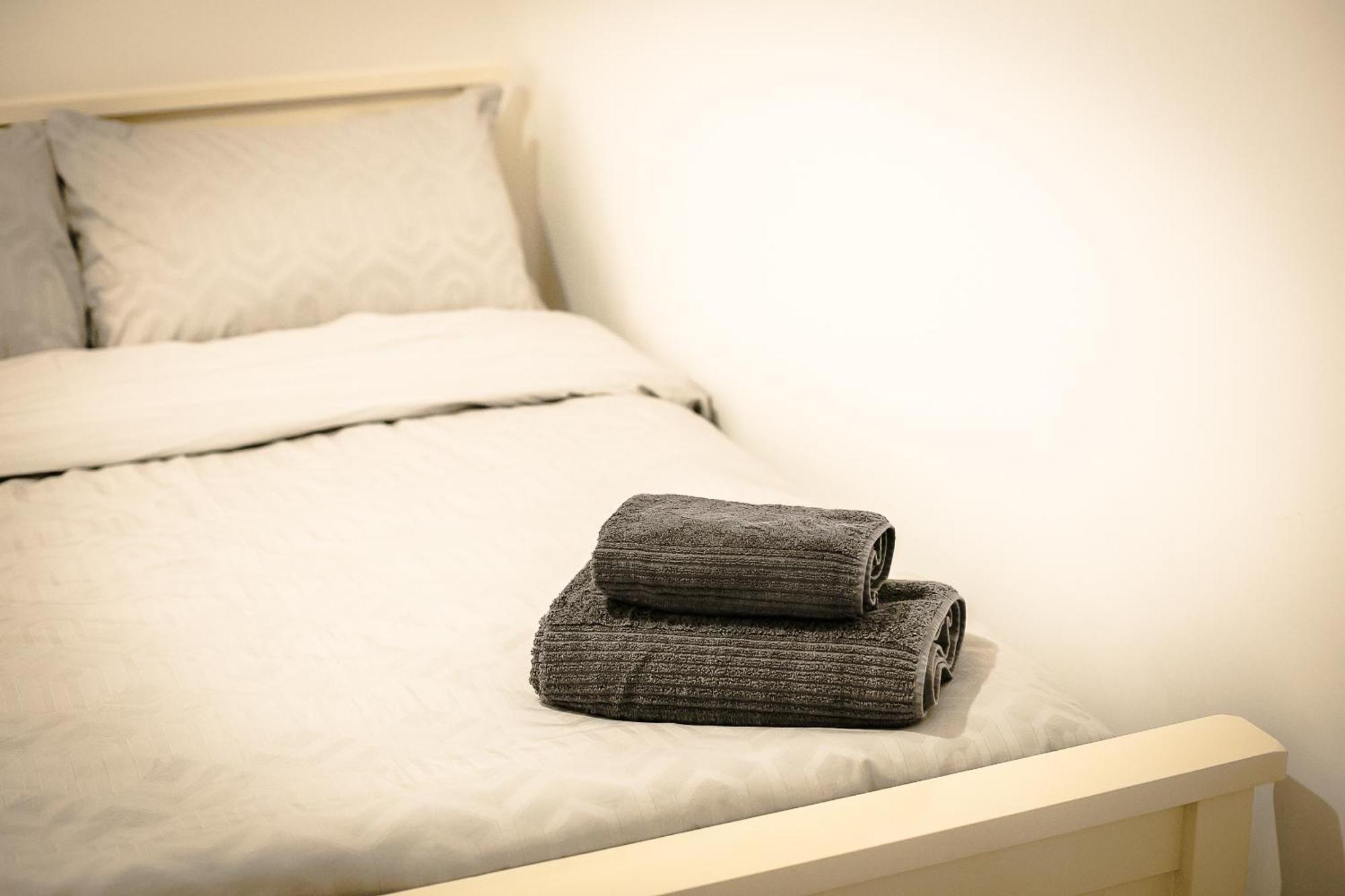 King's Road Apartment *